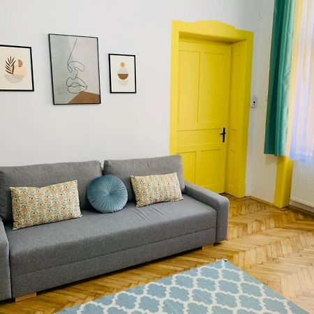 1900 Vetus Central Apartment Kaloşvar Dış mekan fotoğraf